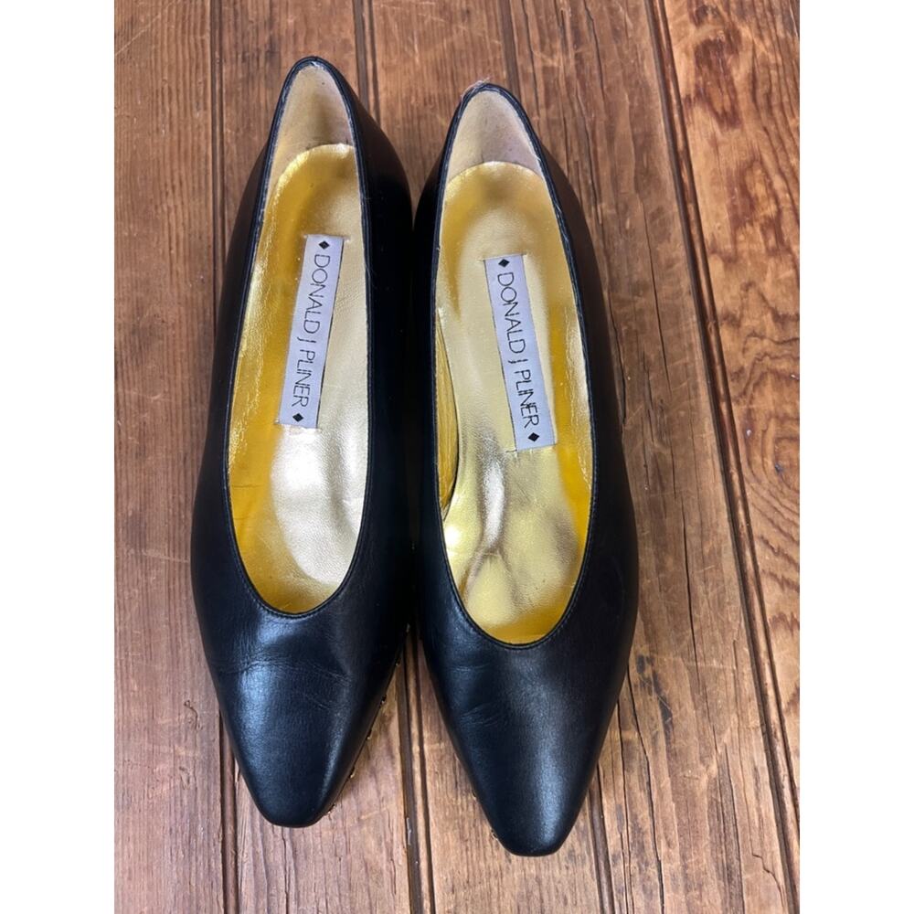 Donald J. Pliner Black Leather Pointed Stud Flats with Gold Lining - Picture 2 of 7